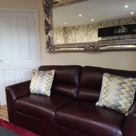 Appartamento Nightingale Gardens - 4 Bed Detached House - Manchester Esterno foto